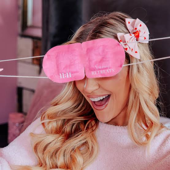11:11 Self-Heating Eye Masks